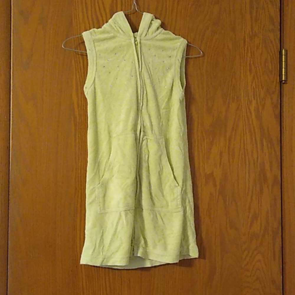 Green tank top sweater